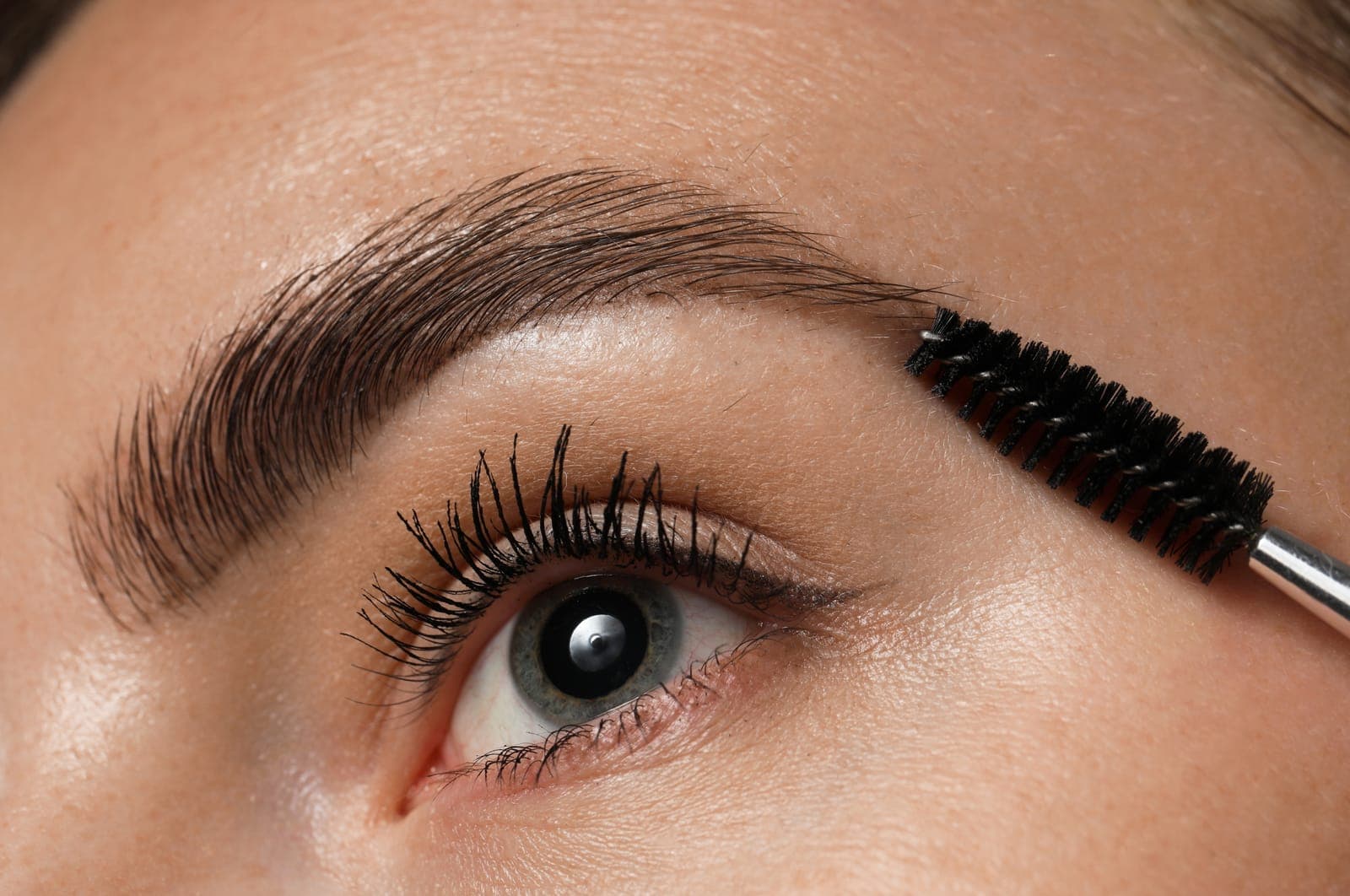 Eyebrow Lamination